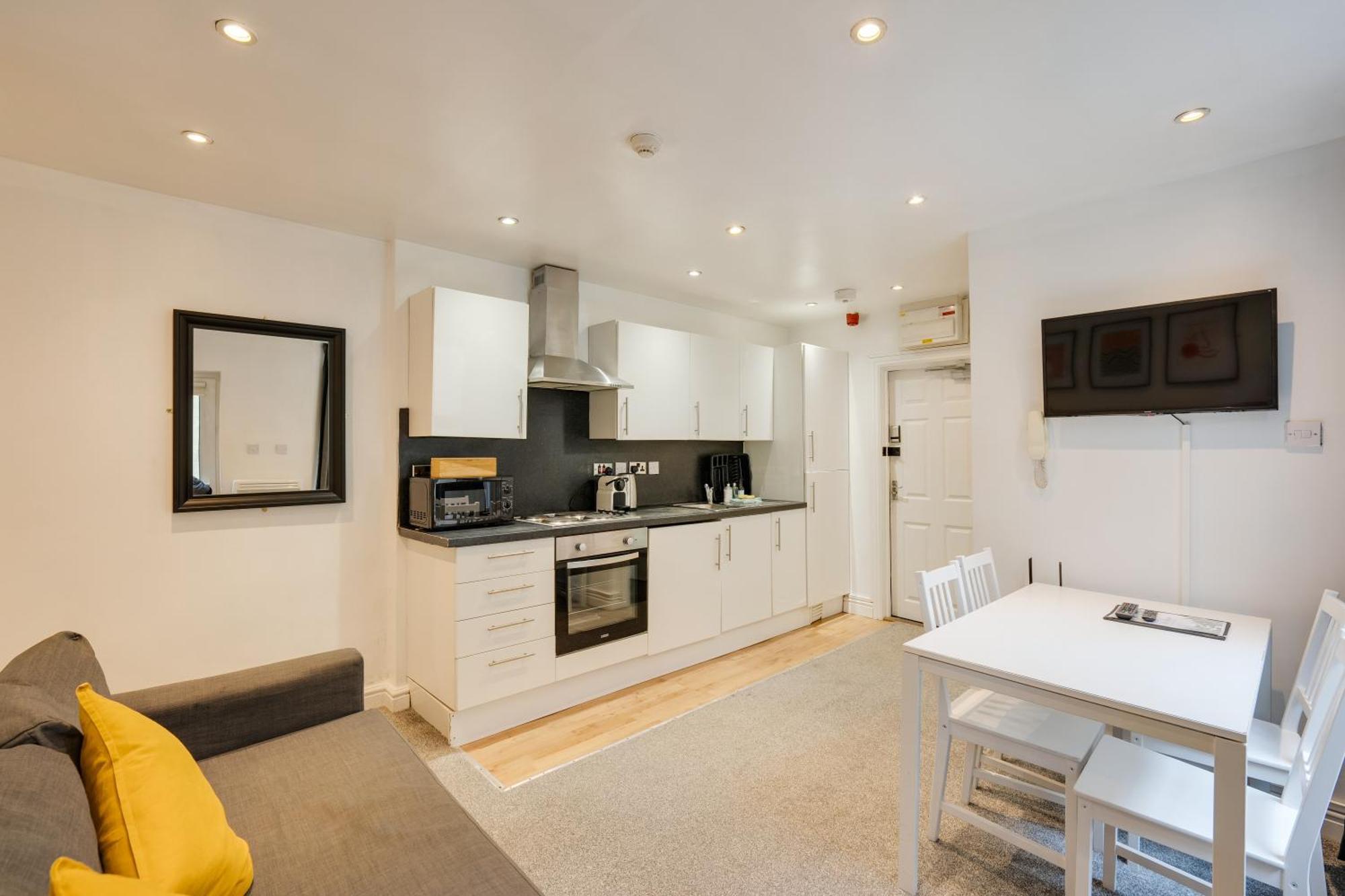 2 Bedroom Aprtmnt For Upto 6 Nr Centre, Uni &Parks Cardiff Eksteriør bilde